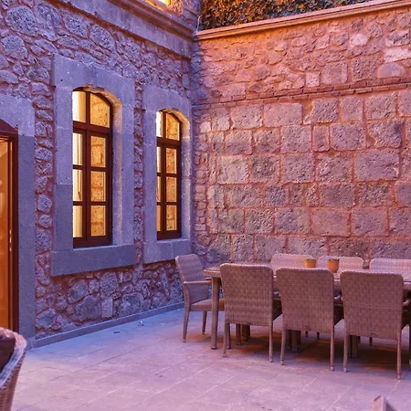 Verula Luxury *