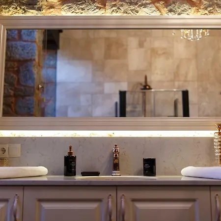 Verula Luxury Villa
